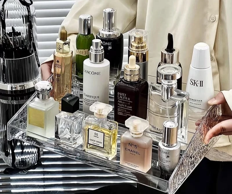 3 Tier Clear Acrylic Skincare/Perfume Organiser – Stylish Makeup & Beauty Storage Rack